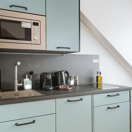 Limehome Trauttmansdorffgasse 아파트 *