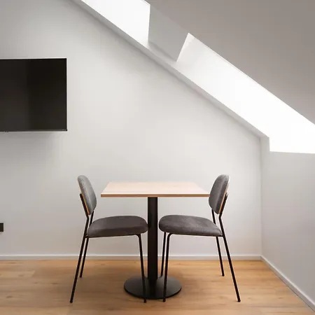 Limehome Trauttmansdorffgasse Daire Graz